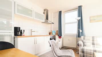 Kühlschrank, Ofen, Herdplatte, Geschirrspüler