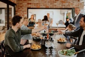 Dining - Badger House - Stunning Entertainer + Fire (Badger Creek)