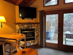 Cabin, 1 Queen Bed, Non Smoking, Hot Tub | Egyptian cotton sheets, premium bedding, down comforters