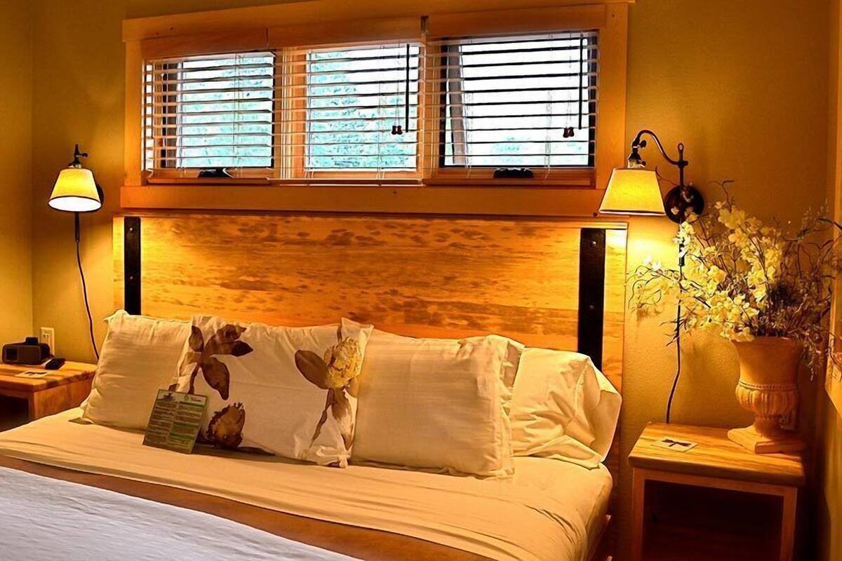 Chewuch Inn And Cabins In Winthrop Hotels chewuch-inn-and-cabins-in-winthrop-hotels