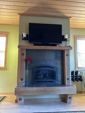 ملاءات من القطن المصري وأغطية فراش متميزة وألحفة محشوة بالريش