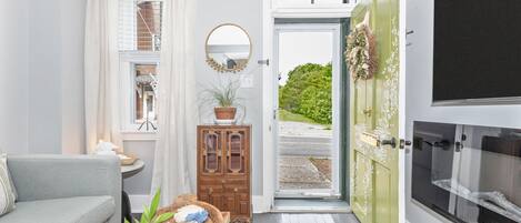 Smart TV, fireplace, books