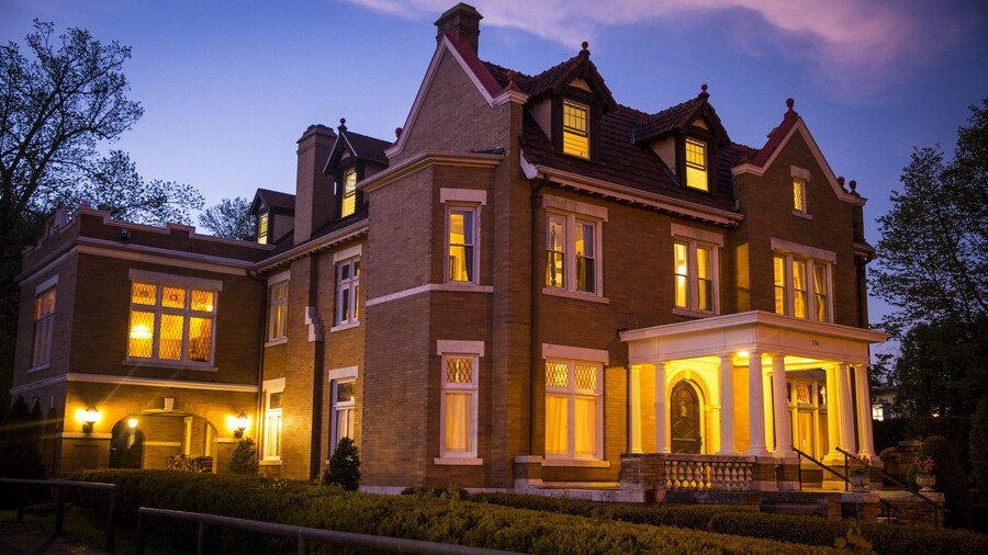 Hazeltine Boutique Hotel BnB