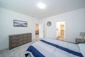3 室のベッドルーム、WiFi