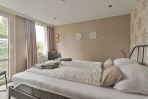 2 chambres, fer et planche à repasser, Wi-Fi gratuit