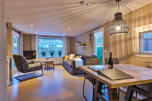 Ruim luxe chalet midden op de veluwe