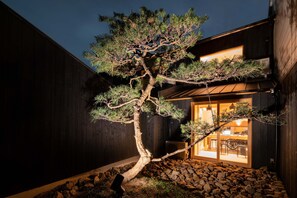 Design Villa, 6 Bedrooms, Kitchen | Terrace/patio