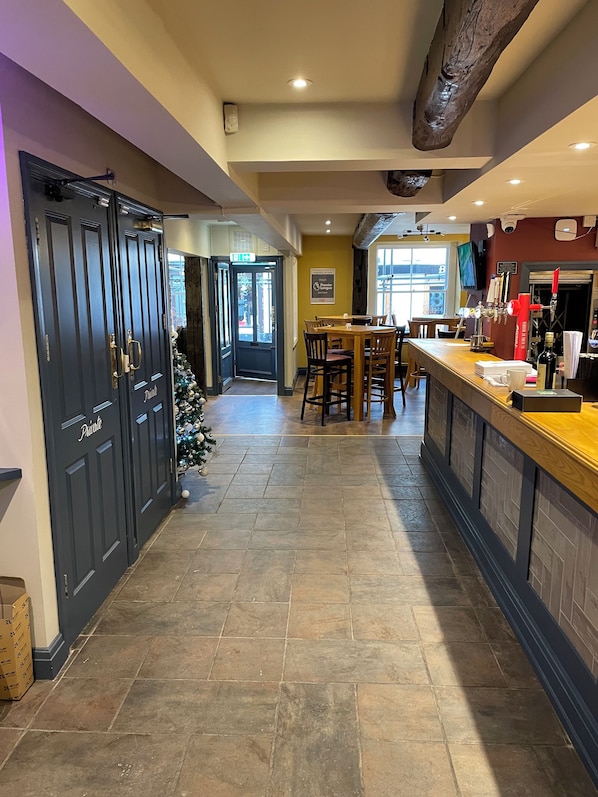 Baari (majoituspaikassa)