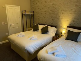 Classic Double Room | Premium bedding, bed sheets