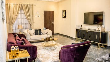 2 bedrooms, premium bedding, memory-foam beds, in-room safe