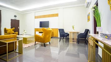2 habitaciones, ropa de cama de alta calidad y camas con efecto memoria