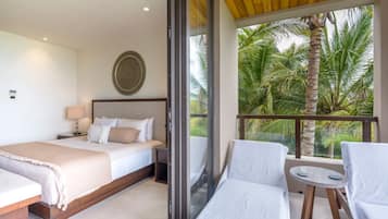 3 bedrooms, iron/ironing board, travel crib, free WiFi