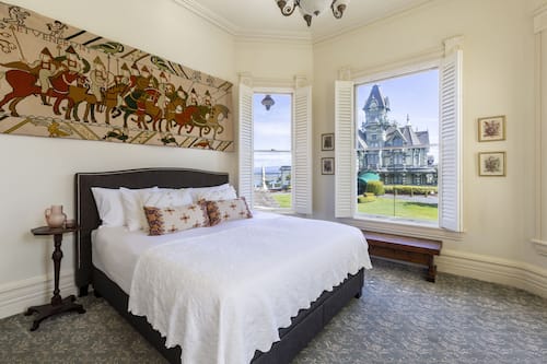 Tempur-Pedic beds, blackout drapes, iron/ironing board, free WiFi