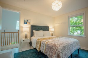 4 Schlafzimmer, Bügeleisen/Bügelbrett, Reisekinderbett, WLAN