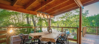 Locke Lake House