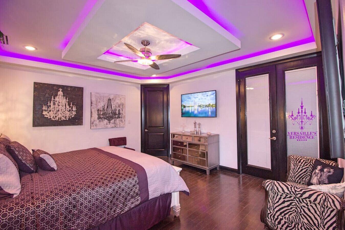 2 bedrooms, desk, iron/ironing board, WiFi