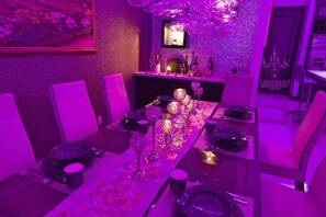 Dining - 🕯Versaille’s Residence ™ (McAllen)