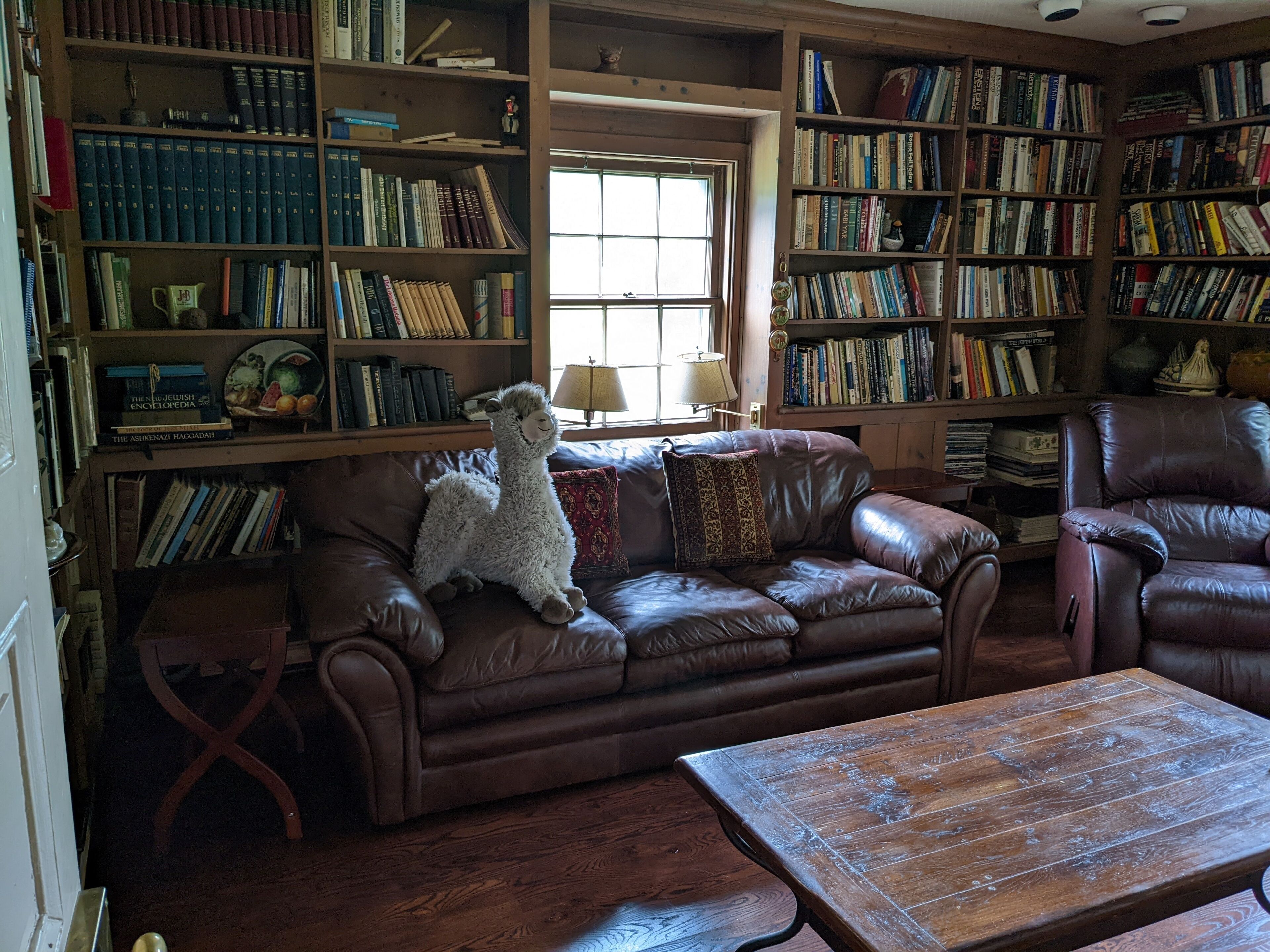 Idyllic 50 Acre Retreat W/ Pool, Tennis, Fishing; Built For Xl Groups To Escape! - Phoenixville, PA
