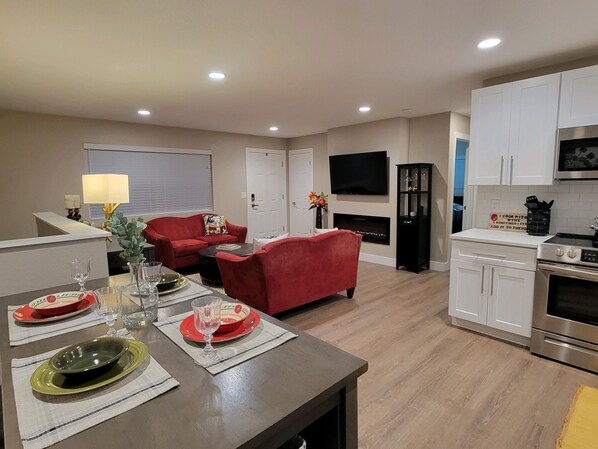 Interior - Modern 4 bed 2 bath between Denver & Boulder (Westminster)