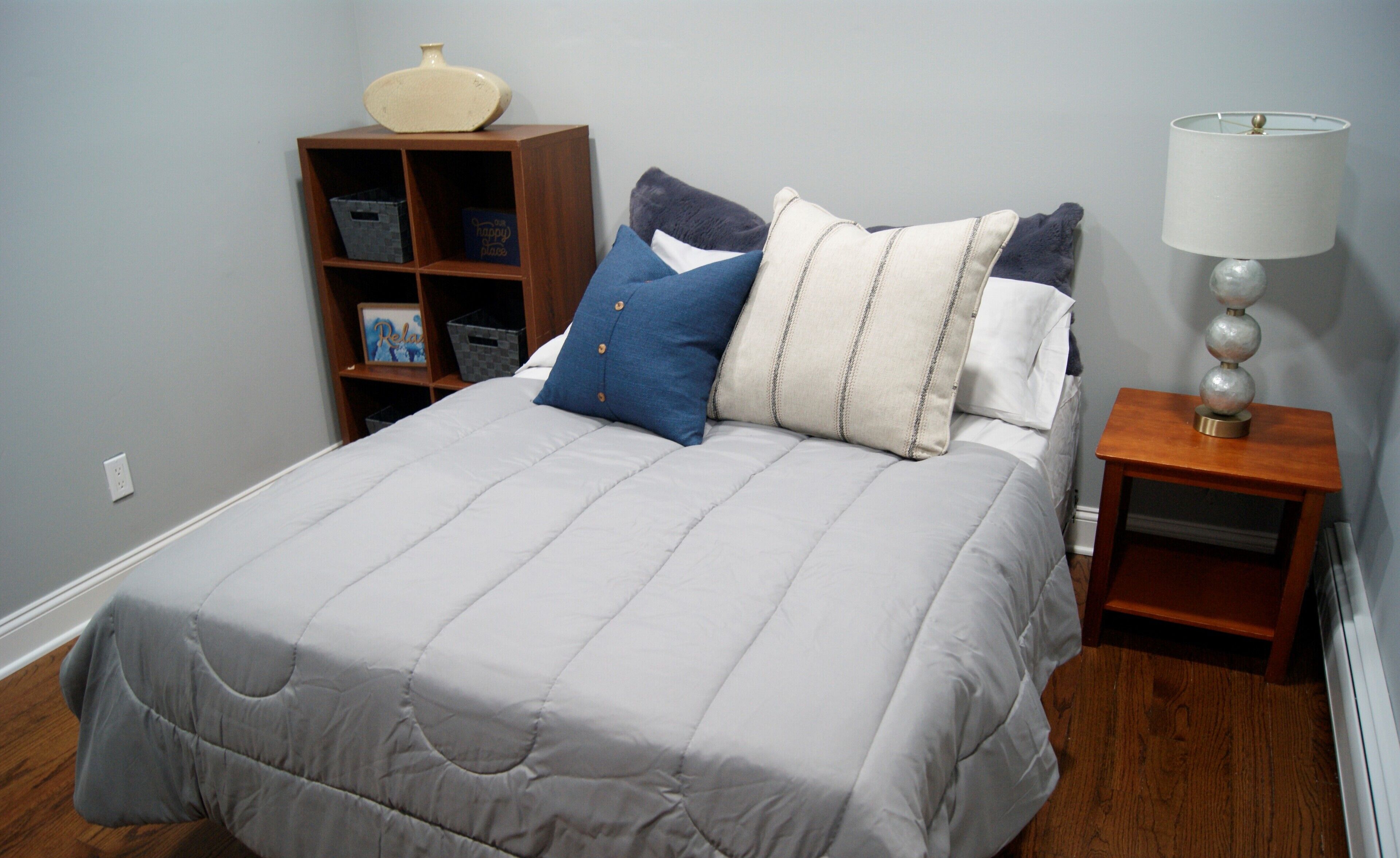 4 bedrooms, in-room safe, desk, iron/ironing board