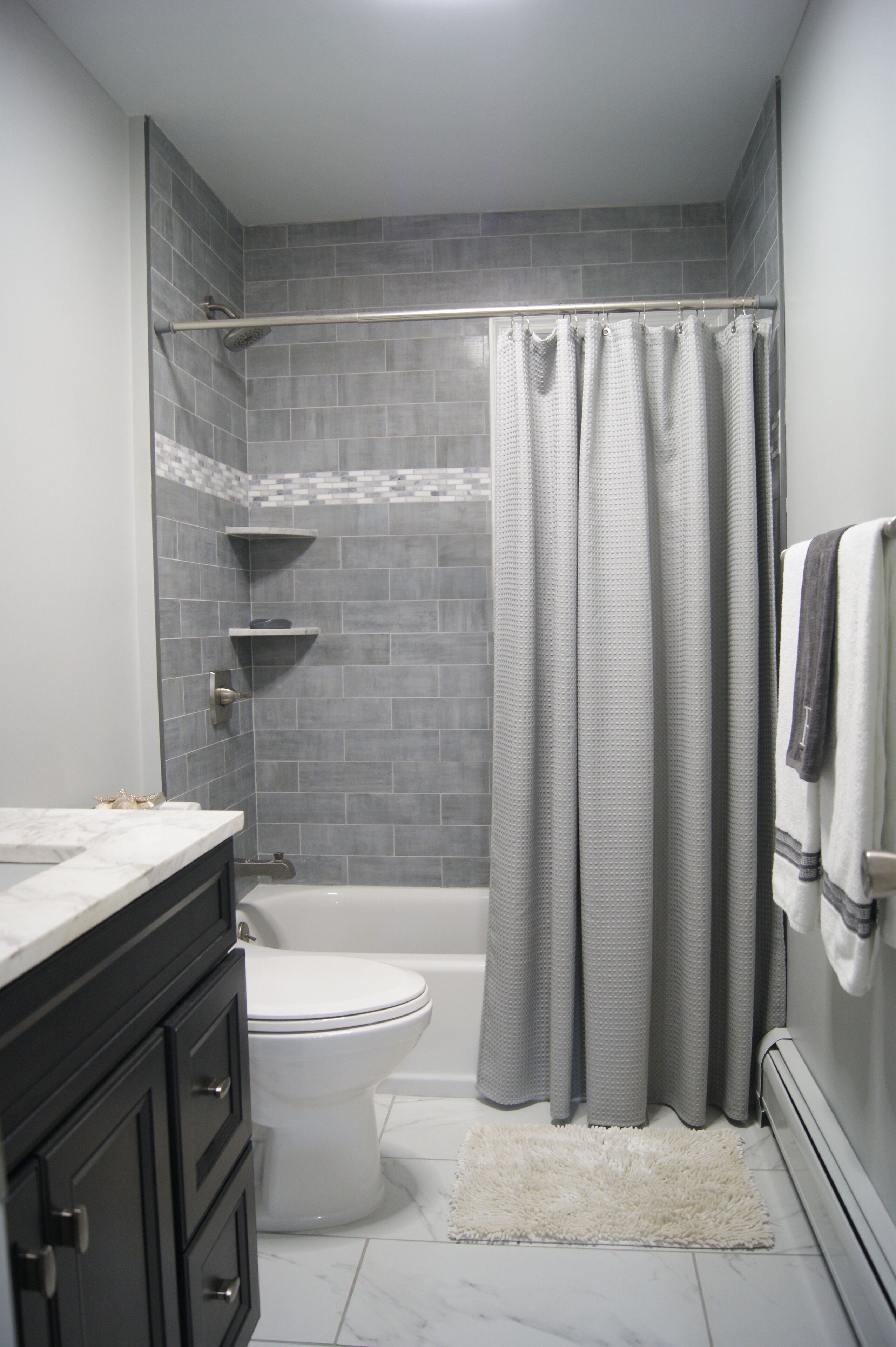 Combined shower/tub, eco-friendly toiletries, hair dryer, towels