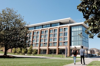 The Highlander Hotel Radford