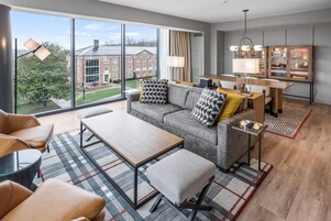 Premium Room, 1 King Bed | Living area | 55-inch Smart TV with digital channels, TV, Netflix