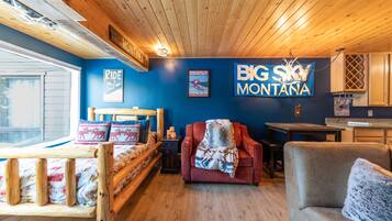 1 makuuhuone, tallelokero huoneessa, ilmainen Wi-Fi, vuodevaatteet