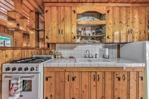 Refrigerador, microondas, parrilla de estufa y lavavajillas 