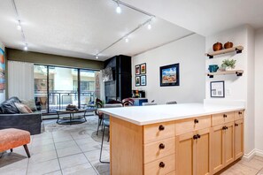 Lobby - Moose Mgmt at Edelweiss Haus A102: Outdoor Patio-Pool-Free Parking (Park City)