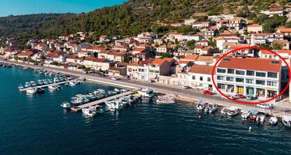 Apartments & Rooms Fisherman's Luck - Deluxe Double Room with Balcony and Sea View