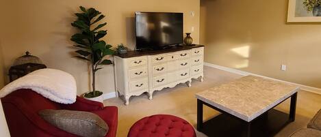 Smart TV, DVD player