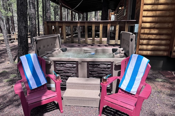 Bain à remous extérieur