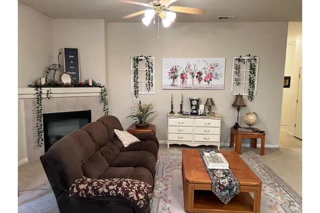Luxurious 4-bedroom home with patio