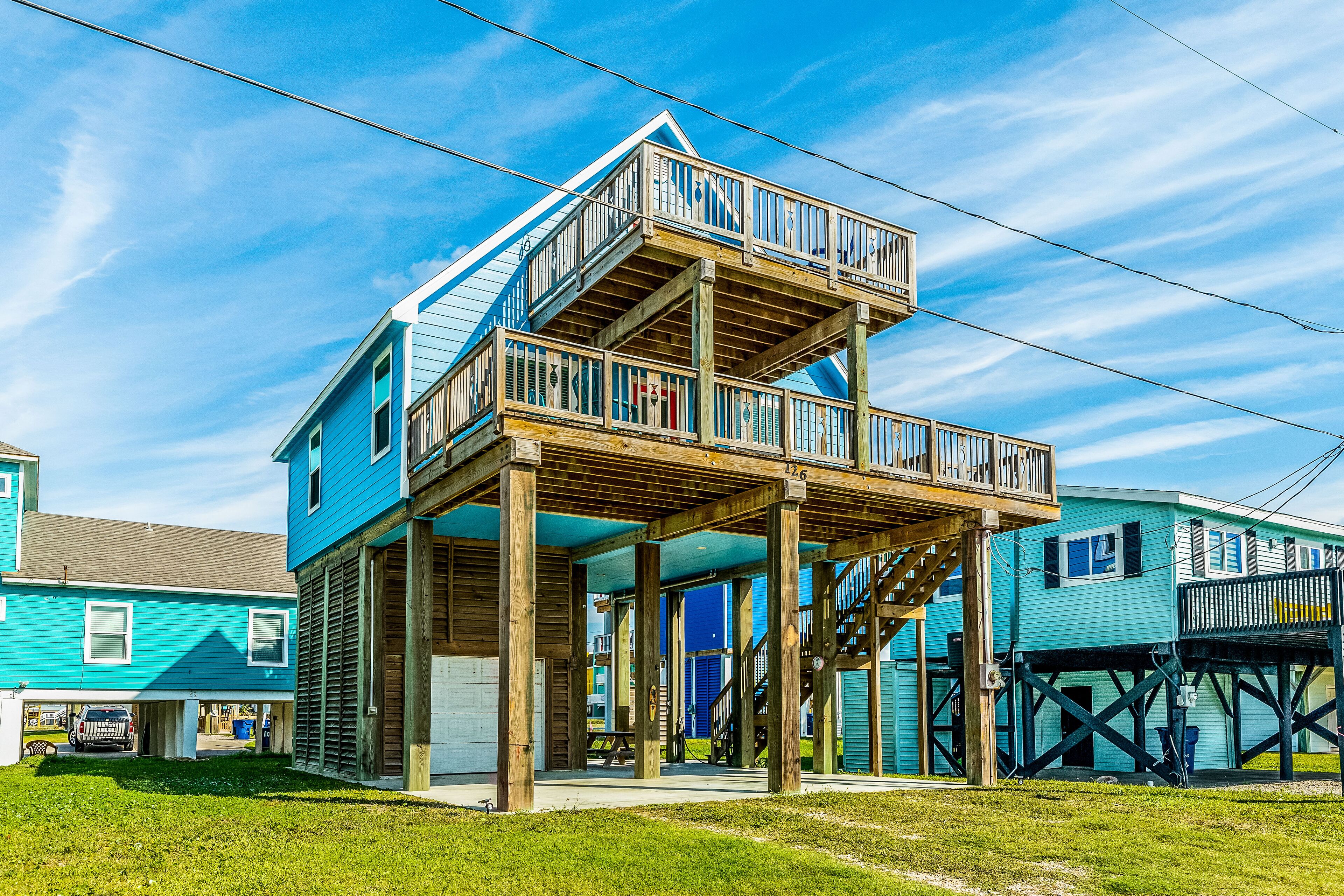 Dog-friendly, ocean-view home with private deck, washer/dryer, & central AC