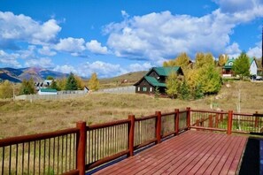 Property grounds - CB South Home | 3 Bedroom | Deck Views | Grill | Parking (Crested Butte)