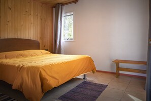 小屋 | 2 多间卧室、床单