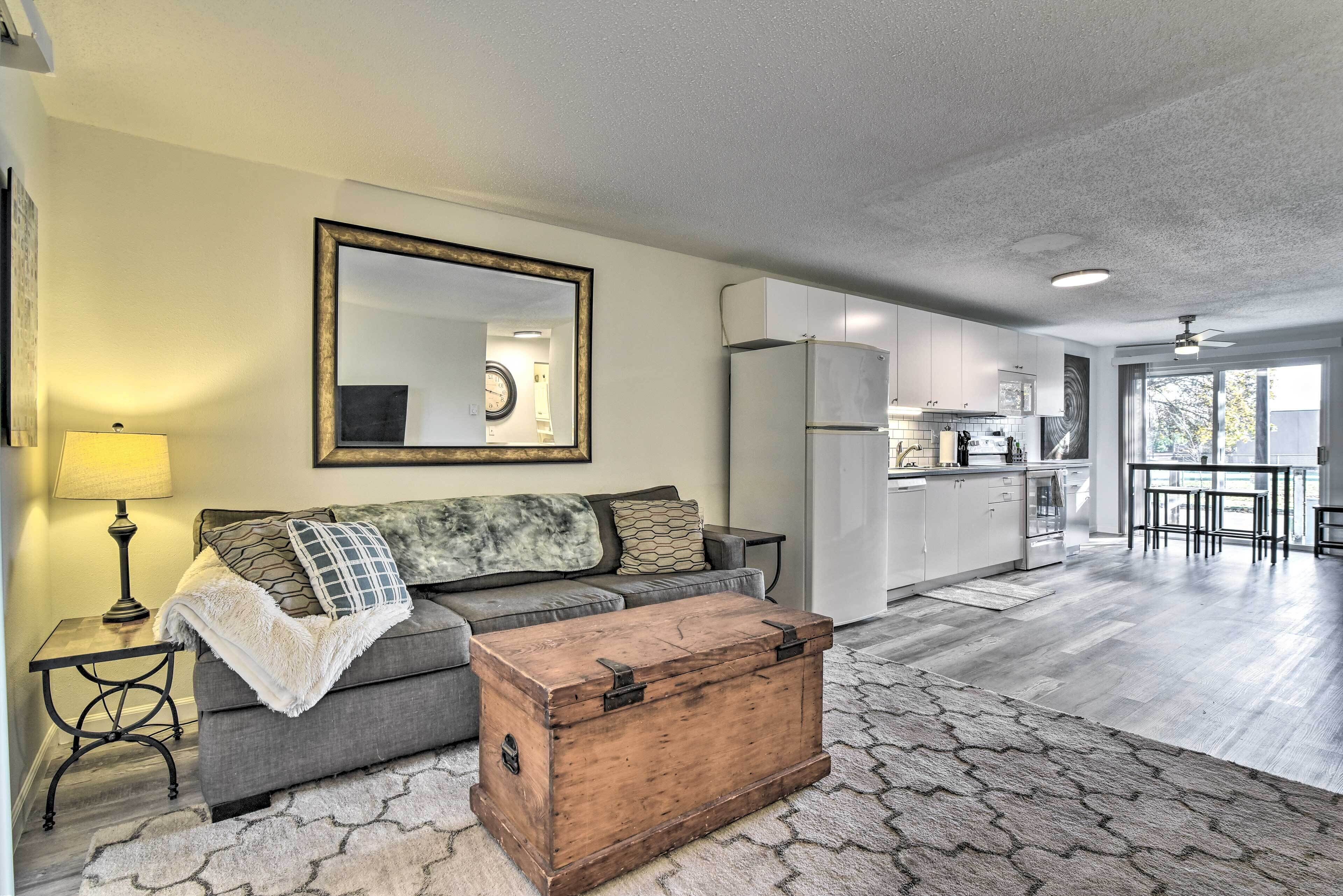 Welcoming Apartment: Walk to Old Town Gresham