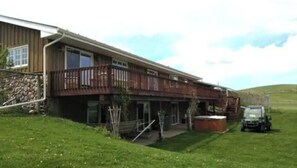 Exterior - Bright suite at Bratz Equine (No cleaning fee) (Sheridan)