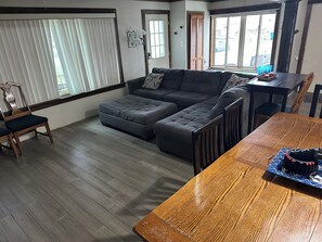 Smart-TV, Videospiele, Bücher, Computerbildschirme