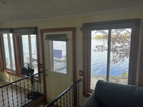 Waterfront 4 bedroom two full bath with arcade, kayaks and dock.