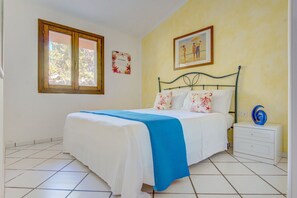 3 chambres, fer et planche à repasser, Wi-Fi