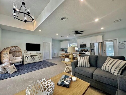 Modern Beach Cottage - Just Steps to the Ocean and Down Town Cocoa Beach
