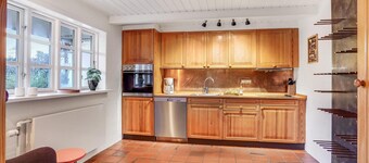 Lovely home in Børkop with kitchen
