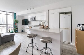 Fridge, microwave, coffee/tea maker, electric kettle
