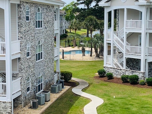 Peaceful condo in the center of Myrtle Beach