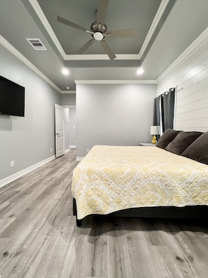 3 bedrooms, free WiFi, bed sheets