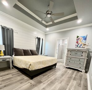 3 bedrooms, free WiFi, bed sheets