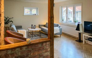 Smart TV - 2 bedroom amazing home in örkelljunga (Örkelljunga)