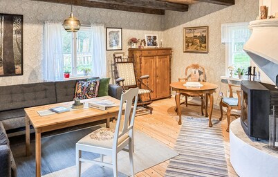 Gorgeous home in Hok with WiFi